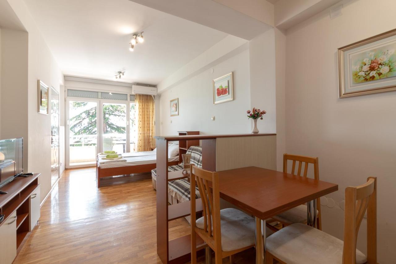 Urban Apartments Ohrid Ngoại thất bức ảnh