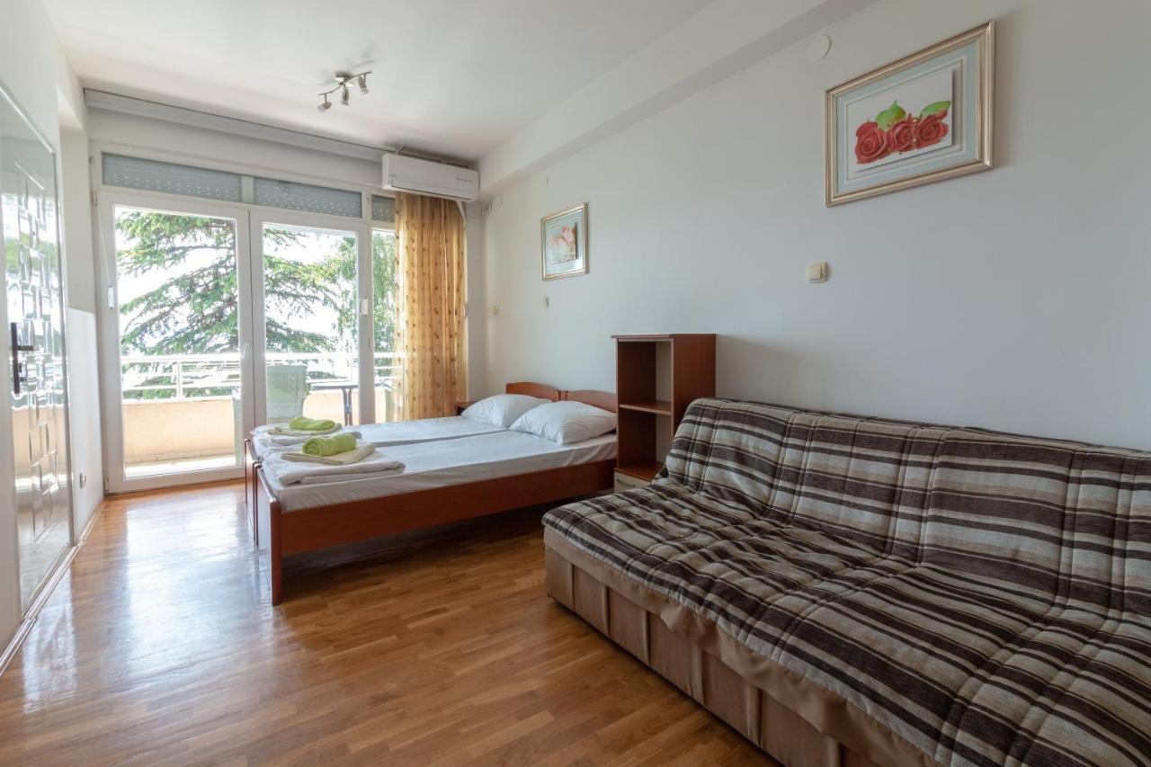 Urban Apartments Ohrid Ngoại thất bức ảnh